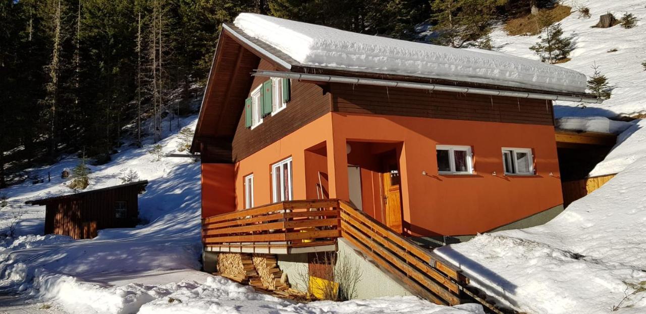 Auszeithuette Villa Flattnitz ภายนอก รูปภาพ